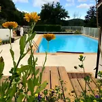 Dordogne Glamping&camping Campeggio *