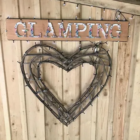 Kemp Dordogne Glamping & Bouzic