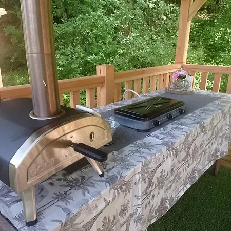 Kemp Dordogne Glamping & Bouzic