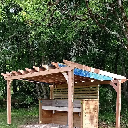 Dordogne Glamping Bouzic