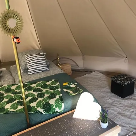 Dordogne Glamping & Bouzic