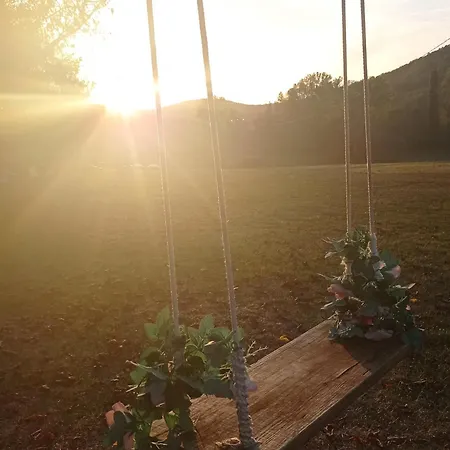 Dordogne Glamping & *