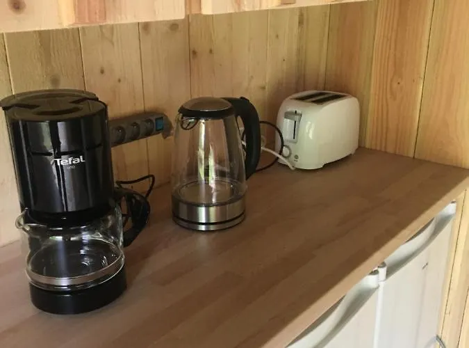 Dordogne Glamping & * Bouzic