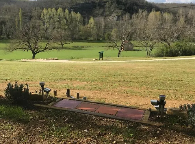 Camping Dordogne Glamping & *