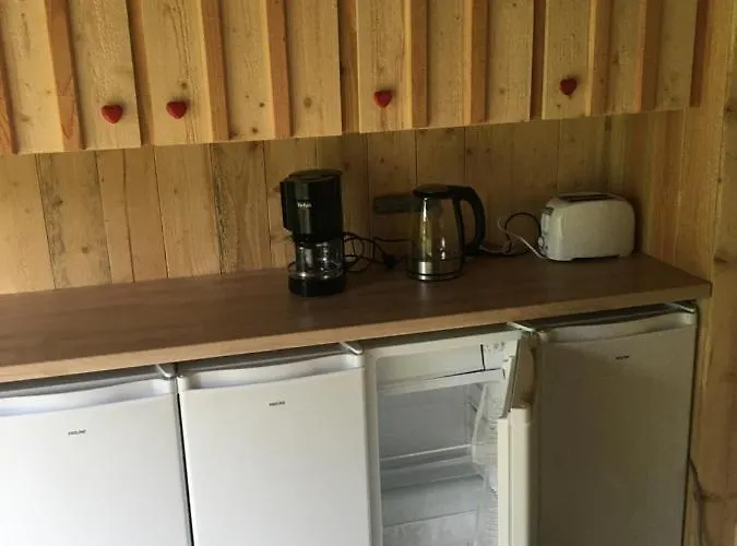 Camping Dordogne Glamping & *