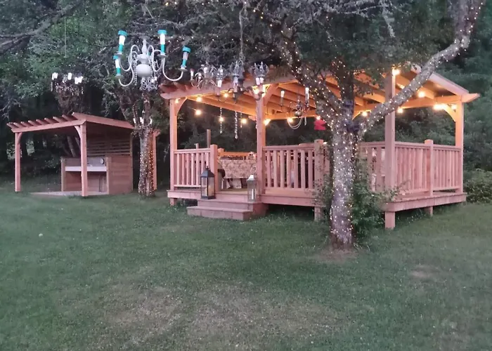 Camping Dordogne Glamping & *